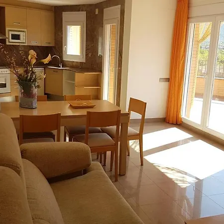 Atico Nuevo Con Terraza Y Parking En * Valderrobres