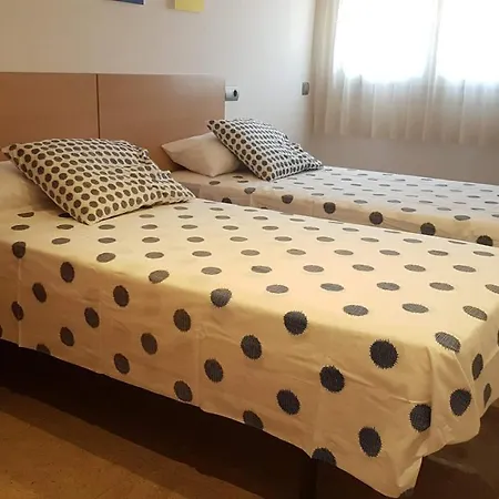 Lejlighed Atico Nuevo Con Terraza Y Parking En *